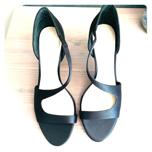 BRAND NEW Vince Camuto Purch Sandal Heel - Picture 1 of 3